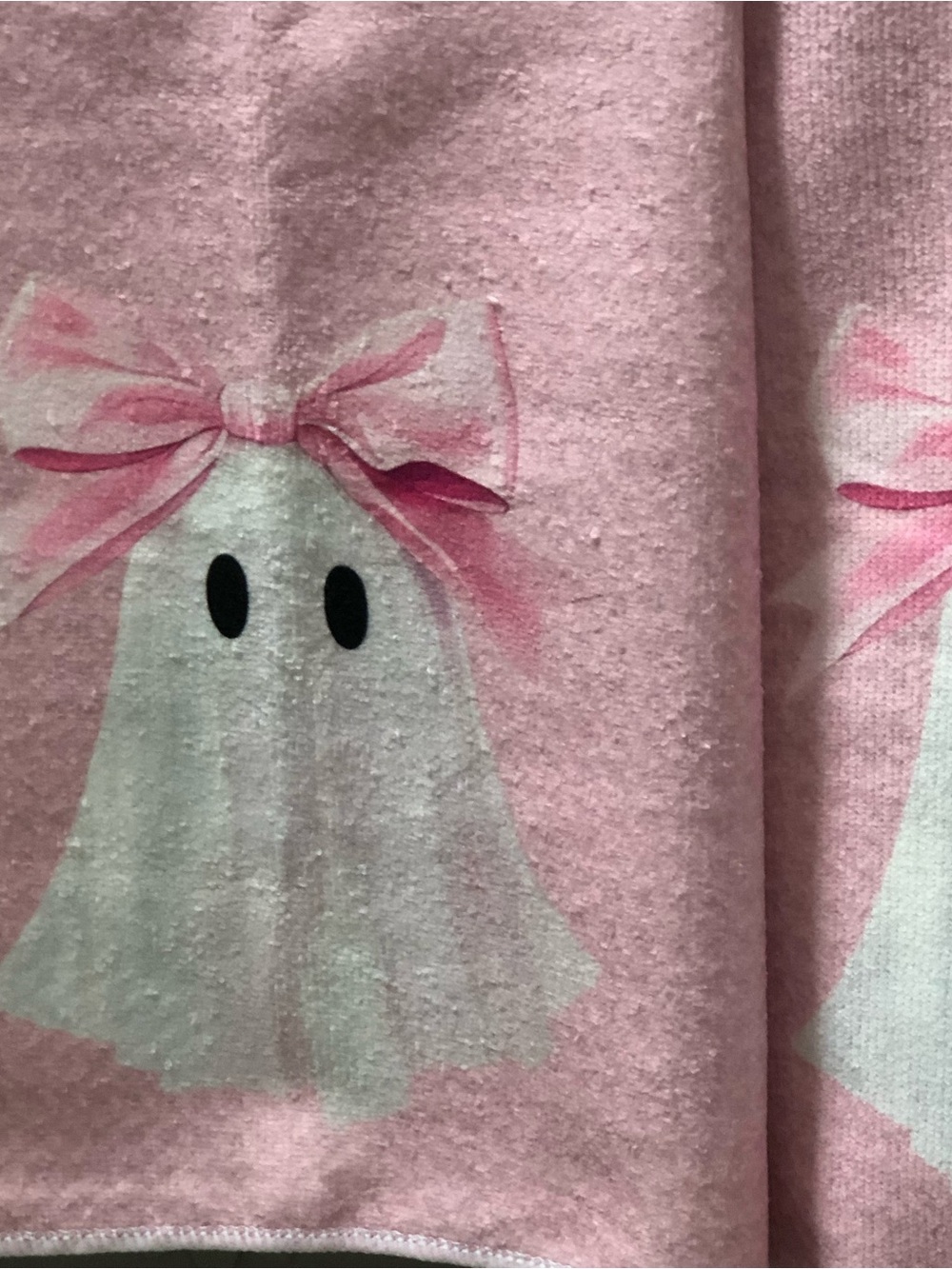 Pink Ghost Bow Embroidered Hand Towels - Cute Halloween Home Decor… - Picture 3 of 6